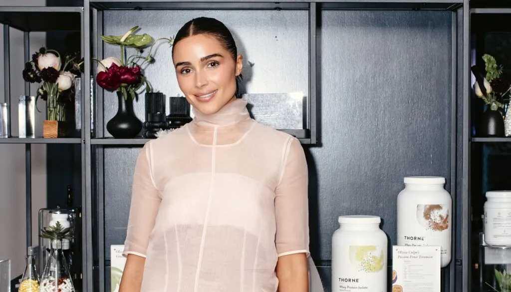 The Greens Powder That Makes Olivia Culpo Feel “Vibrant”